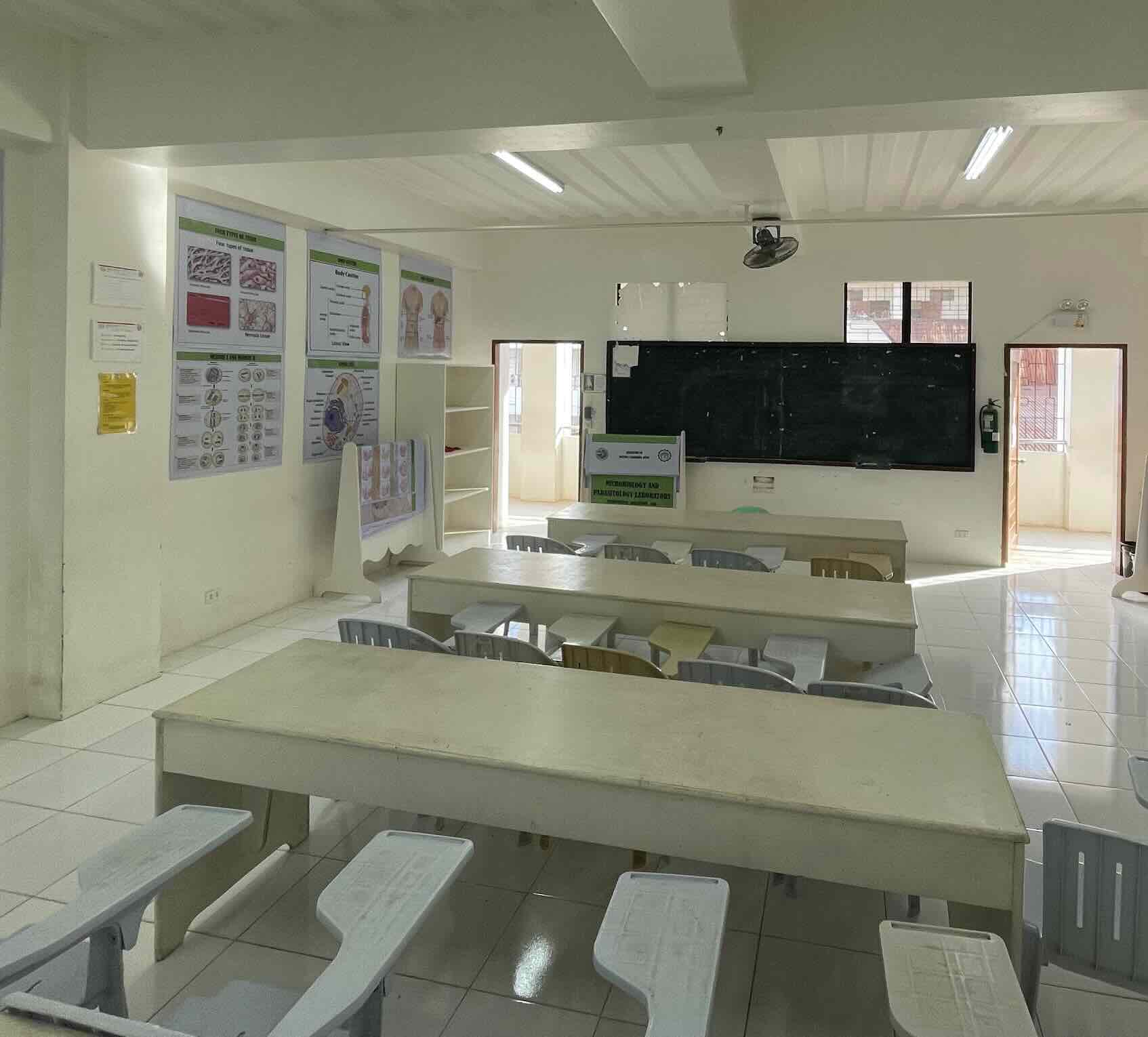 Outils technologiques et ordinateurs pour l'enseignement magistral